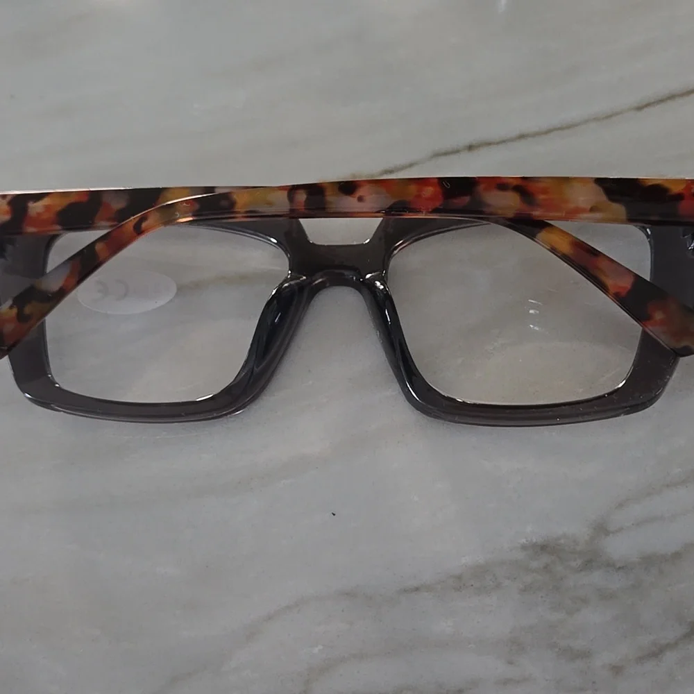 2fer Designer style 2.5 Retro trend readers 
